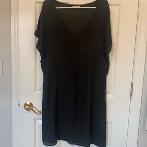 Ekouaer Loungewear Black slip On over bathing suit or intimate wear